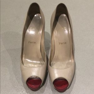 Christian Louboutin Nude Pumps with Red toe